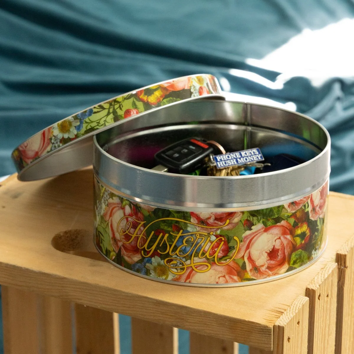 Hysteria Cookie Tin - Image 3